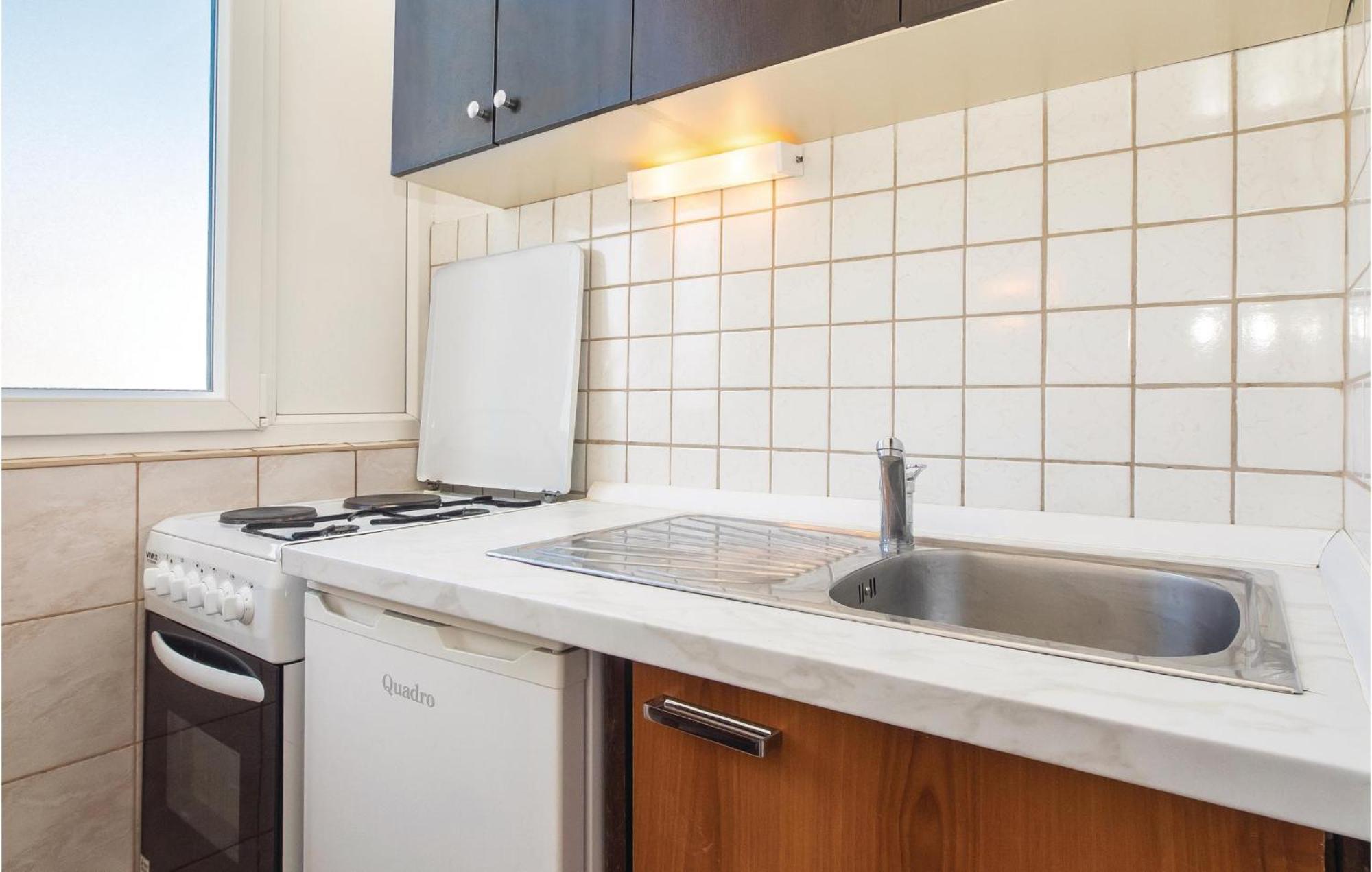 Amazing Apartment In Split With Kitchen Exterior photo
